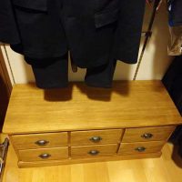 アンティーク風のチェスト