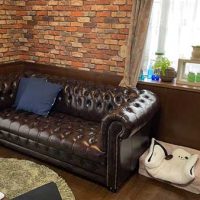 アンティーク風のソファ