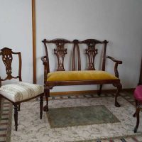 ベンチ・セティ(2人掛け以上の椅子)