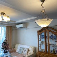 ガラスキャビネット