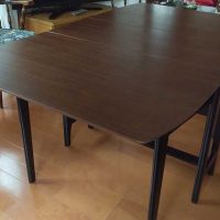 ダイニングテーブル