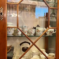 ガラスキャビネット