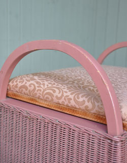 スツールにもなるオシャレな収納BOX。ロイドルームボックススツール