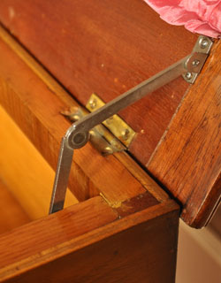 j-053-z アンティークのソーイングボックス