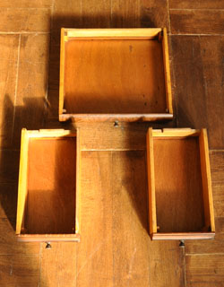 j-053-z アンティークのソーイングボックス