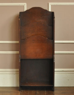 j-1024-f アンティークマガジンラックの正面