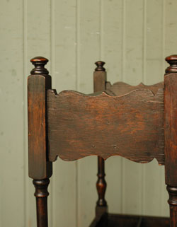 使える小さなアンティークはいかが？
アンティーク　マガジンラック