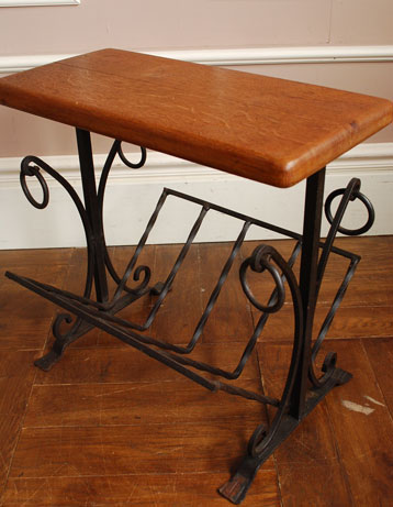 使える小さなアンティークはいかが?
アンティーク マガジンラック