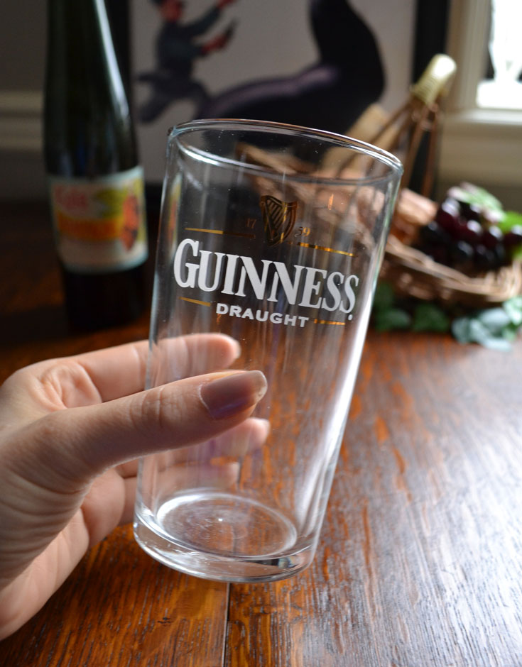 イギリスで出会った アンティークのGUINNESS（ギネス）グラス(k