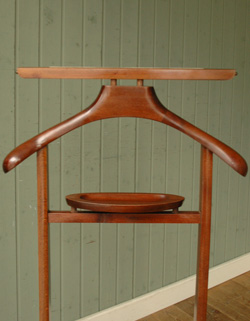 アンティークのハンガー