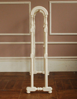 k-845-f アンティークのタオルハンガーのサイド