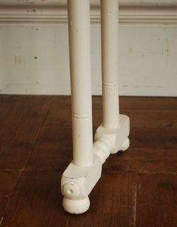 k-845-f アンティークのタオルハンガーの脚