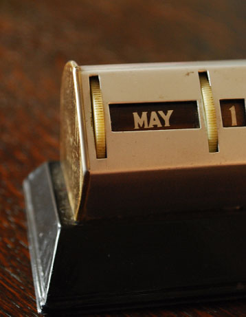 m-748-z アンティークの万年カレンダー