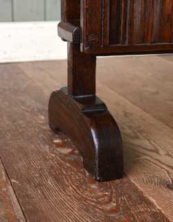 q-284-f アンティークマガジンラックの脚