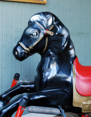 x-570-z アンティークロッキングホースの馬