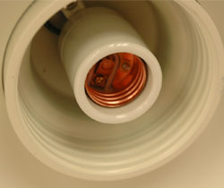 壁付けブラケット　照明・ライティング　ウォールブラケット（外灯・ホワイト）（電球なし）。国産球（60Wまで対応）を使用出来ます。(wr-054w-a)