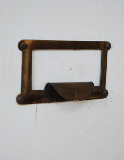 d-842-f アンティーク スモール キャビネット