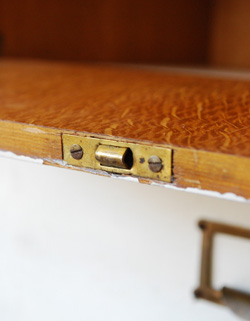 d-842-f アンティーク スモール キャビネット