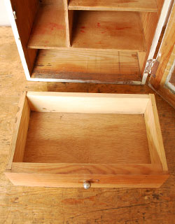 d-949-f アンティークスモールキャビネット(ホワイト)の引き出し