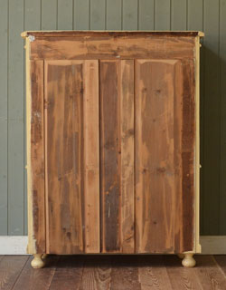 d-991-f アンティークガラスキャビネット（クリーム）の後ろ