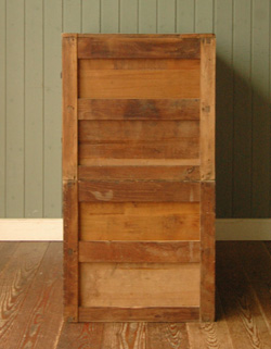 どこに置いてもカッコイイ
整理整頓のクセがついてしまうドロワーズ