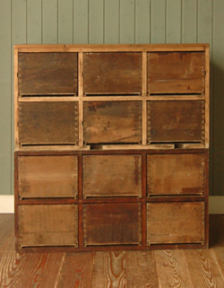 どこに置いてもカッコイイ
整理整頓のクセがついてしまうドロワーズ