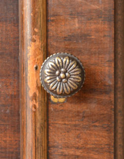 j-1010-f アンティークブックケースの取っ手