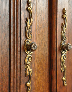 j-1012-f アンティークキャビネットの取っ手