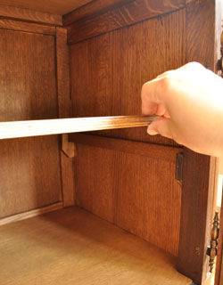 j-1012-f アンティークキャビネットの棚板