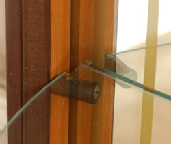 j-1014-f アンティークガラスキャビネットの欠け