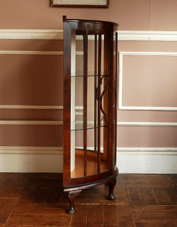j-1014-f アンティークガラスキャビネットの横