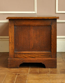 j-1021-f アンティーク コファー（ベンチ）のサイド