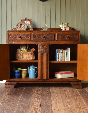 j-1042-f アンティークサイドボードのオープン時