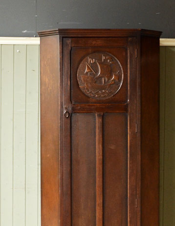 j-1043-f アンティーク ワードローブの扉