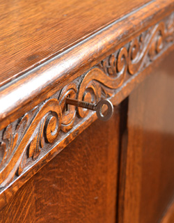 j-1056-f アンティークブランケットボックス（コファ）の鍵穴