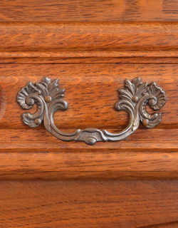 j-1095-f アンティークキャビネットの取っ手