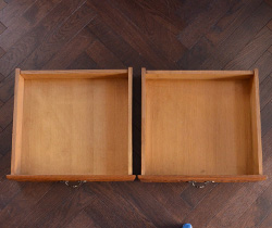 j-1095-f アンティークキャビネットの引き出し