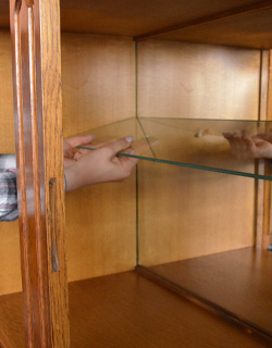 j-1095-f アンティークキャビネットの棚板