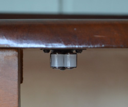 j-1103-f アンティークガラスショーケースのローラーキャッチャー