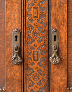 j-1109-f アンティークサイドボードの取っ手