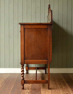 j-1109-f アンティークサイドボードの横