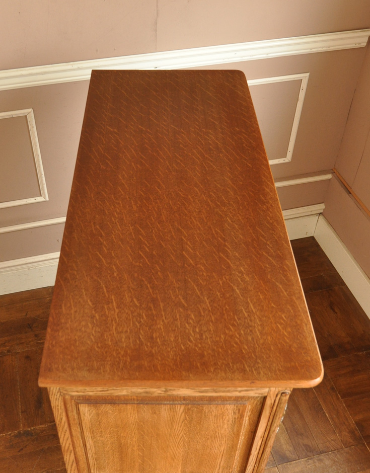 j-1149-f アンティークキャビネットの天板