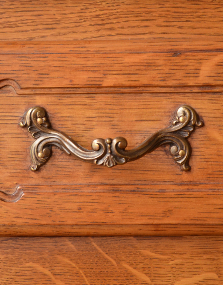 j-1155-f アンティークキャビネットの取っ手