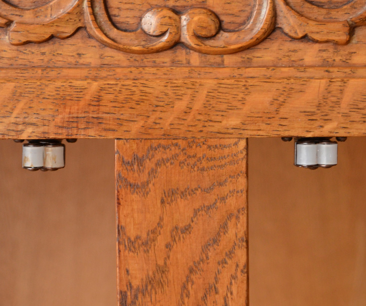 j-1155-f アンティークキャビネットのローラーキャッチャー