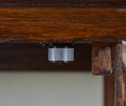 j-1181-f アンティークブックケースのローラーキャッチャー