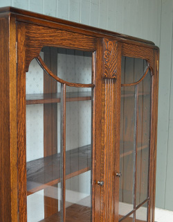 j-1181-f アンティークブックケースの装飾