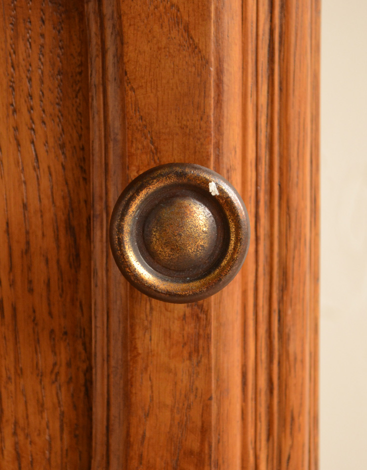 j-1199-f アンティークナイトテーブルの取っ手