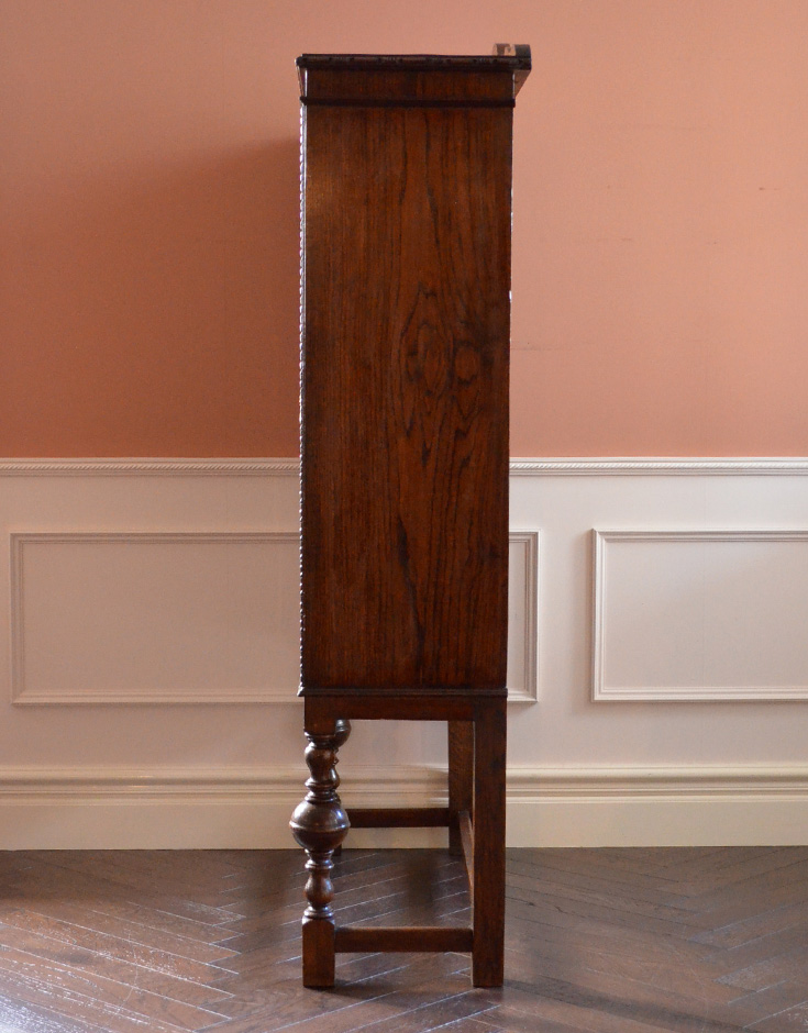 j-1202-f アンティークブックケースの横