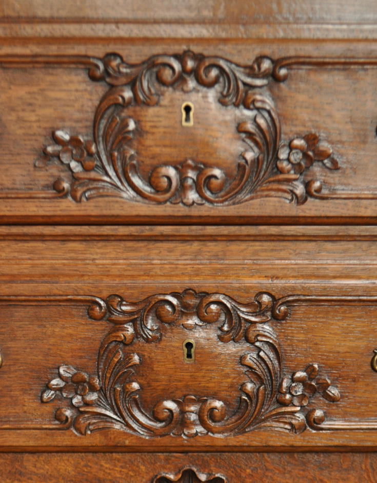 j-1218-f アンティークビューローの装飾