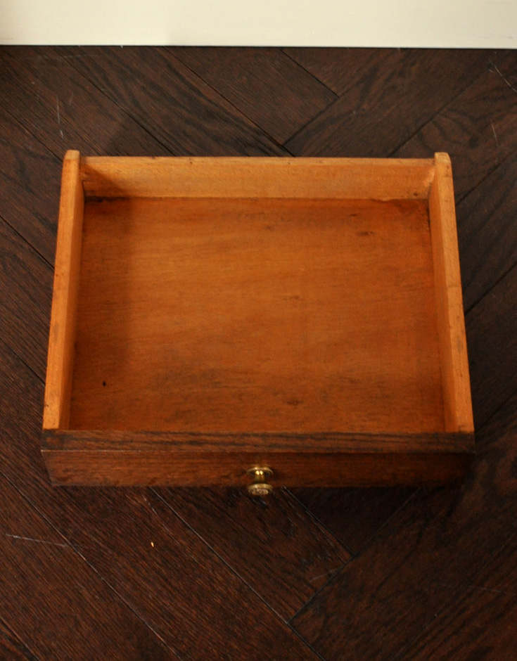 j-1222-f アンティークナイトテーブルの引き出し